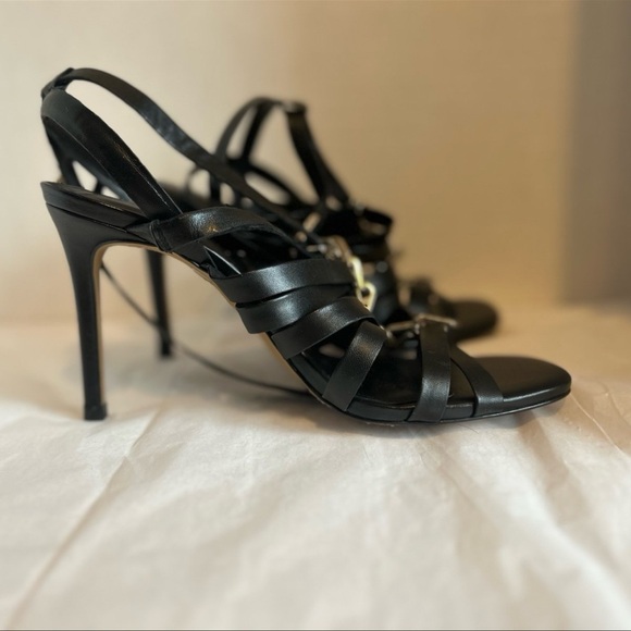 03/14 - Picture 5 of 7